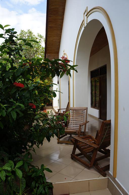 Tandem Guesthouse Hikkaduwa Esterno foto