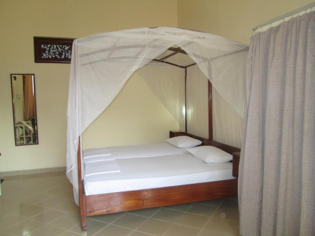 Tandem Guesthouse Hikkaduwa Esterno foto
