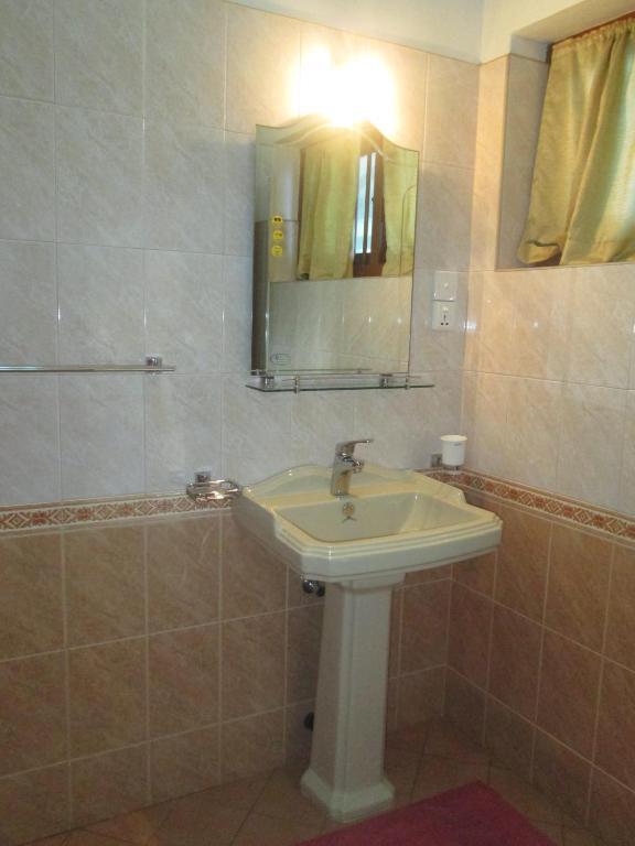 Tandem Guesthouse Hikkaduwa Esterno foto