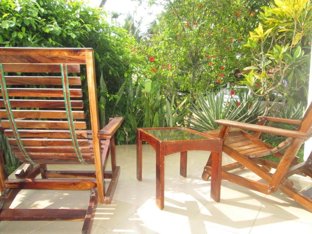 Tandem Guesthouse Hikkaduwa Esterno foto
