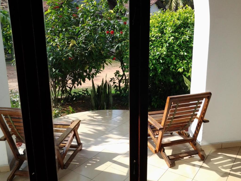 Tandem Guesthouse Hikkaduwa Esterno foto